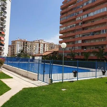 Cosy With Seaviews, Pool Close To Beach. *