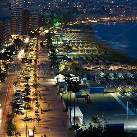 Cosy With Seaviews, Pool Close To Beach. Apartment Fuengirola