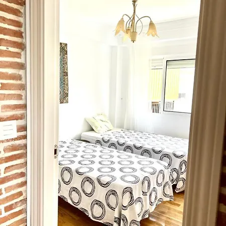Cosy With Seaviews, Pool Close To Beach. Apartment Fuengirola